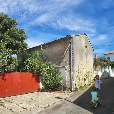 La Maison Rouge Paisible Maison De Pays Saujon Exteriér fotografie