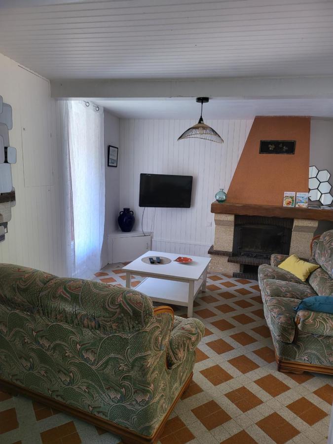 La Maison Rouge Paisible Maison De Pays Saujon Exteriér fotografie