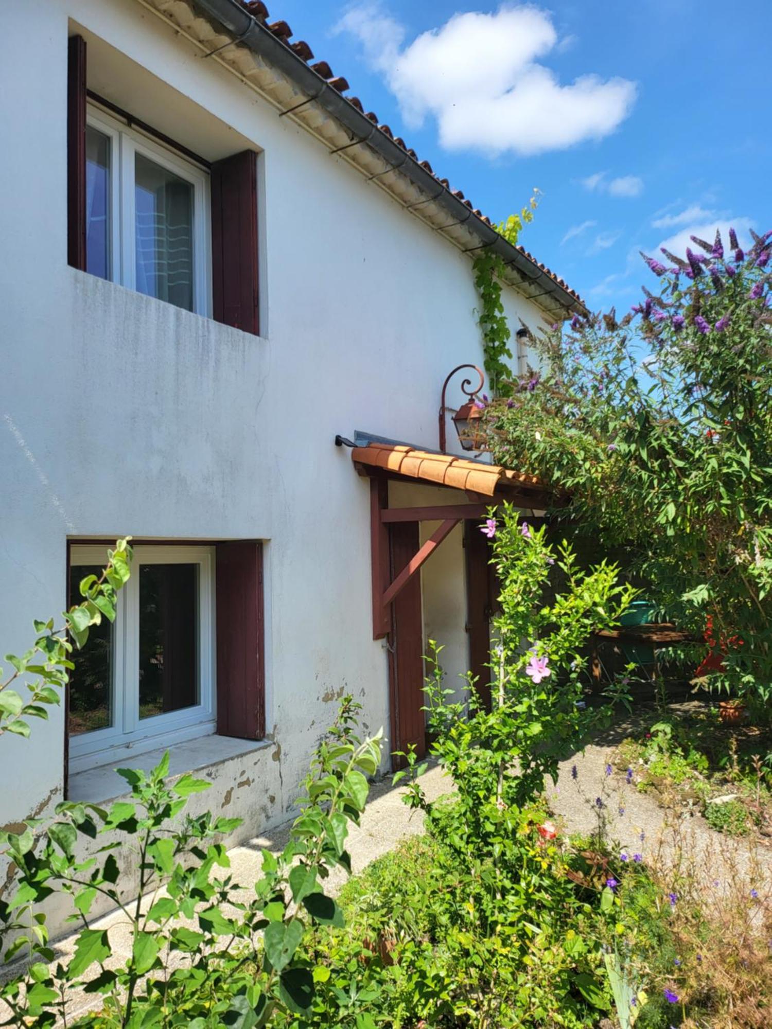 La Maison Rouge Paisible Maison De Pays Saujon Exteriér fotografie